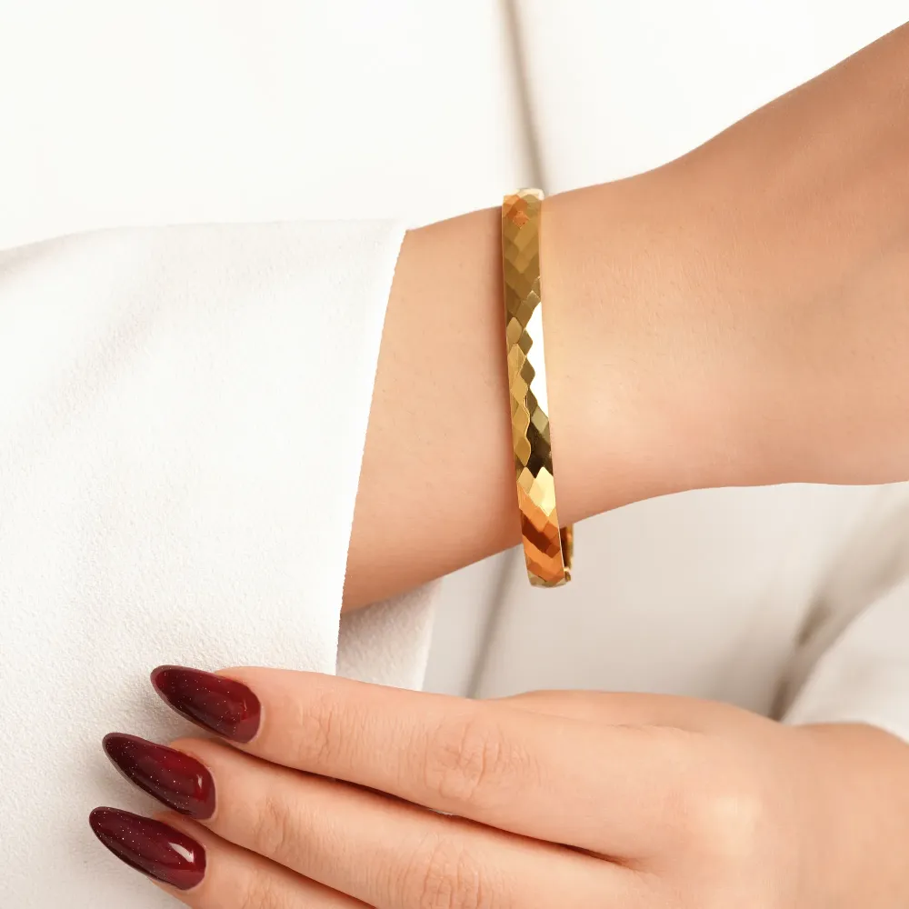 تصویر دستبند النگویی استیل 6 میل طلایی