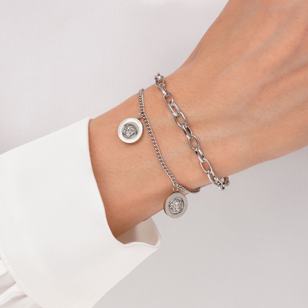 تصویر دستبند ورساچه سفید چندلاین استیل نقره ای 