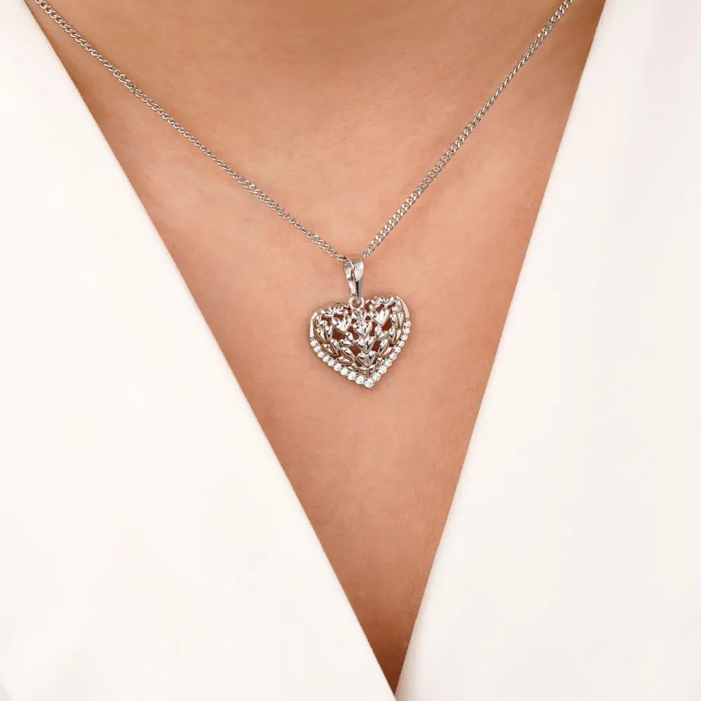 تصویر پلاک شوپینگ قلب نگین دار سفید