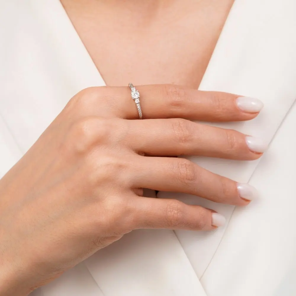 انگشتر نگین دار نقره ای شوپینگ سایز 7