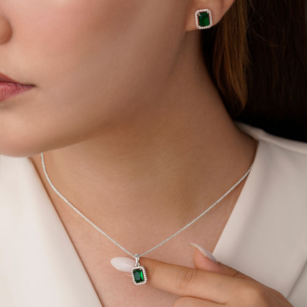 تصویر نیم ست شوپینگ پلاک دار نگین سبز سفید