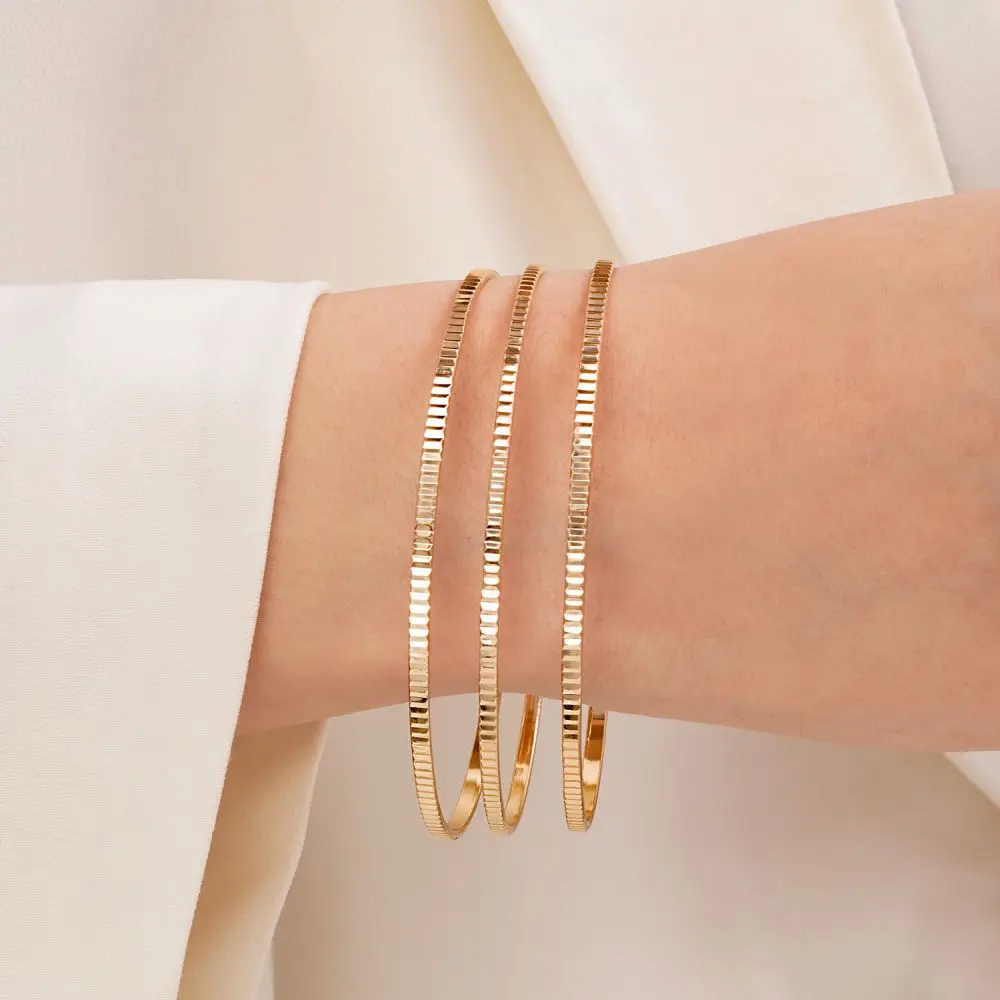 تصویر النگو زنانه ضمانتی 2 میل کد204 طلایی(بسته3عددی)