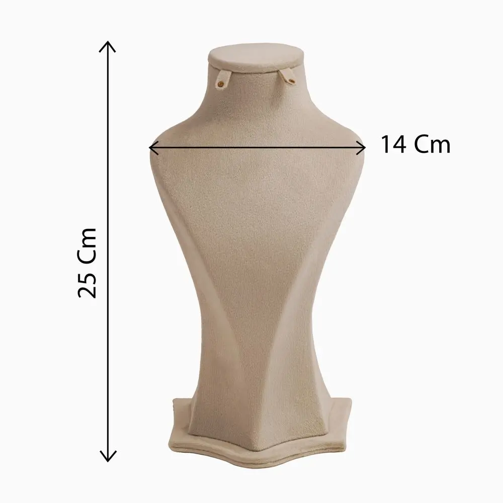 تصویر مانکن آیسا سایز 102 رنگ کرم