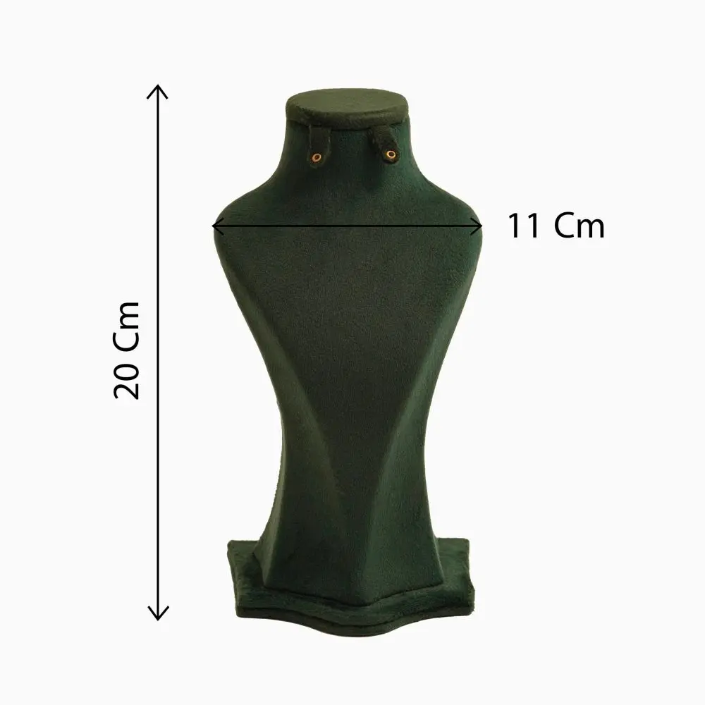 تصویر مانکن آیسا سایز 101 رنگ سبز پررنگ