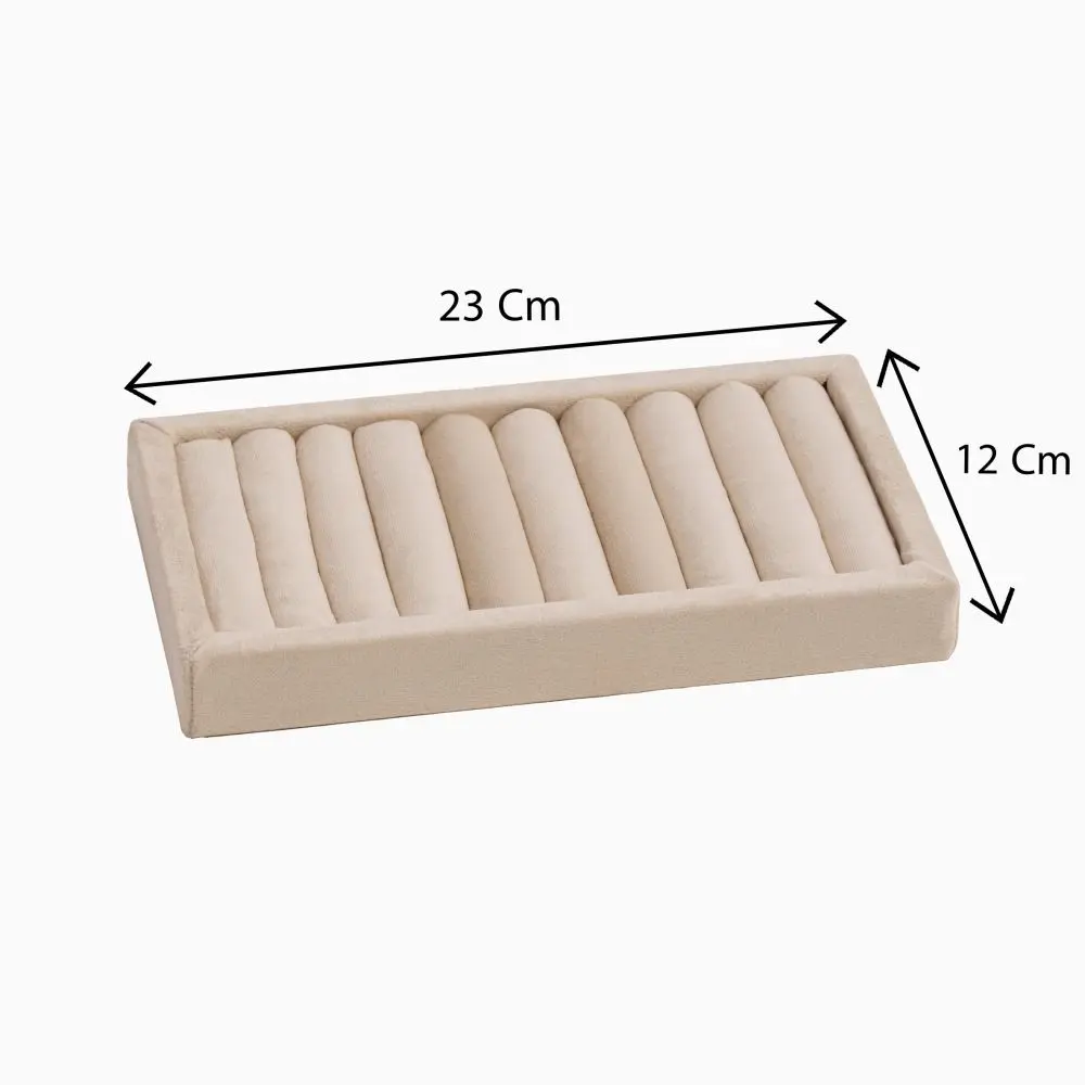 تصویر سینی بند انگشتی کوچک مخمل رنگ کرم