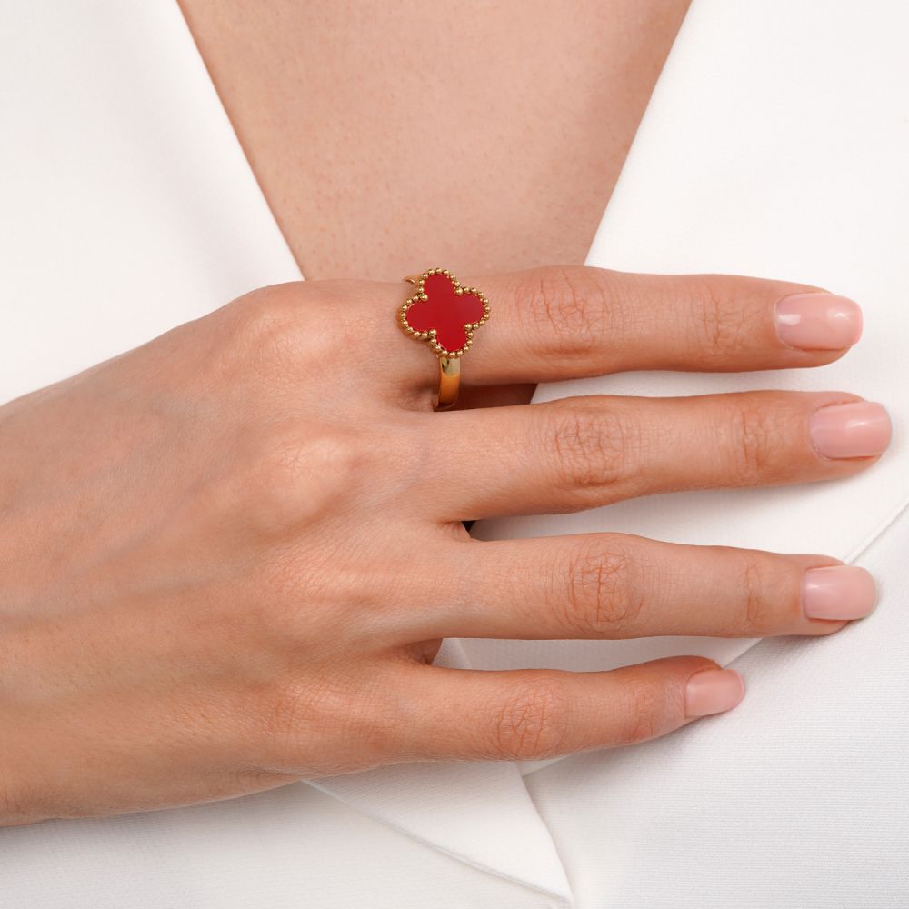 تصویر انگشتر استیل304 ونکلیف قرمز 13 میل طلایی(فری سایز)