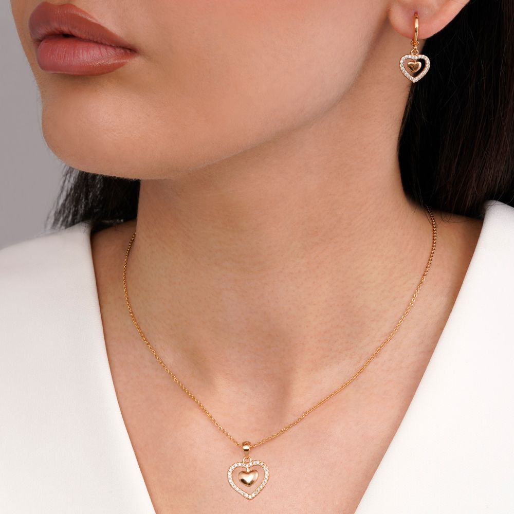 تصویر نیم ست Ysx پلاک دار طلایی