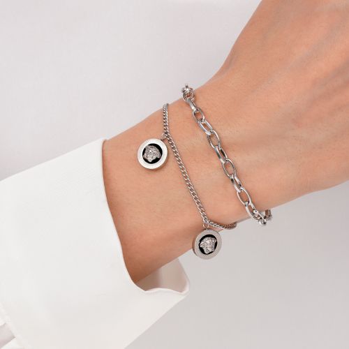 دستبند ورساچه مشکی چندلاین استیل نقره ای 