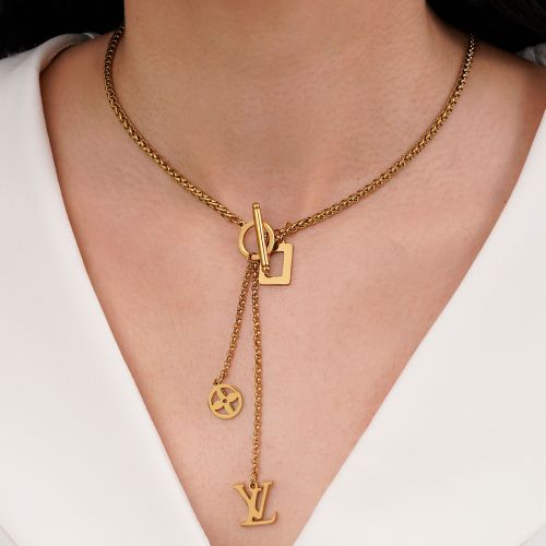 گردنبند لویی ویتون استیل 304 طلایی