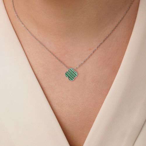 گردنبند استیل 304 ونکلیف سبز 15میل نقره ای