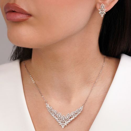 نیم ست جواهری نگین سفید تیتانیوم نقره ای