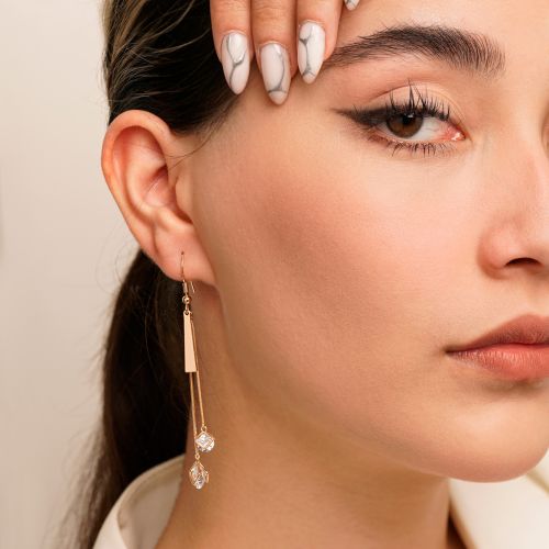 گوشواره شوپینگ میخی 4 میل آویزدار طلایی
