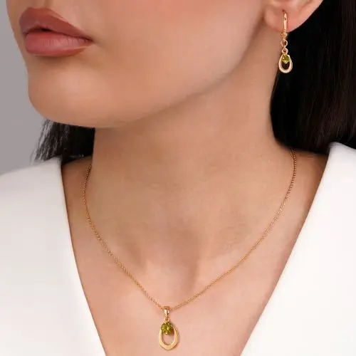 نیم ست پلاک دار نگین سبز طلایی شوپینگ