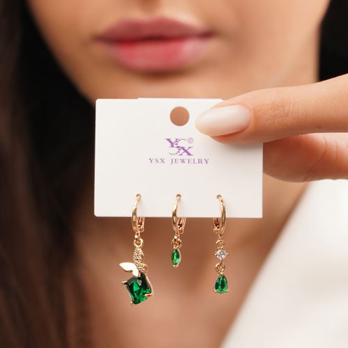 گوشواره نگین دار حلقه ای سه عددی طلایی YSX