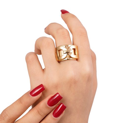 انگشتر طرح دار تیتانیوم طلایی