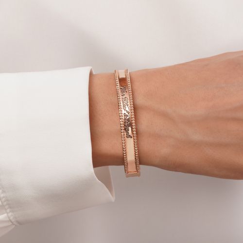 دستبند النگویی ترندی ونکلیف طرح امضاء های کپی رزگلد