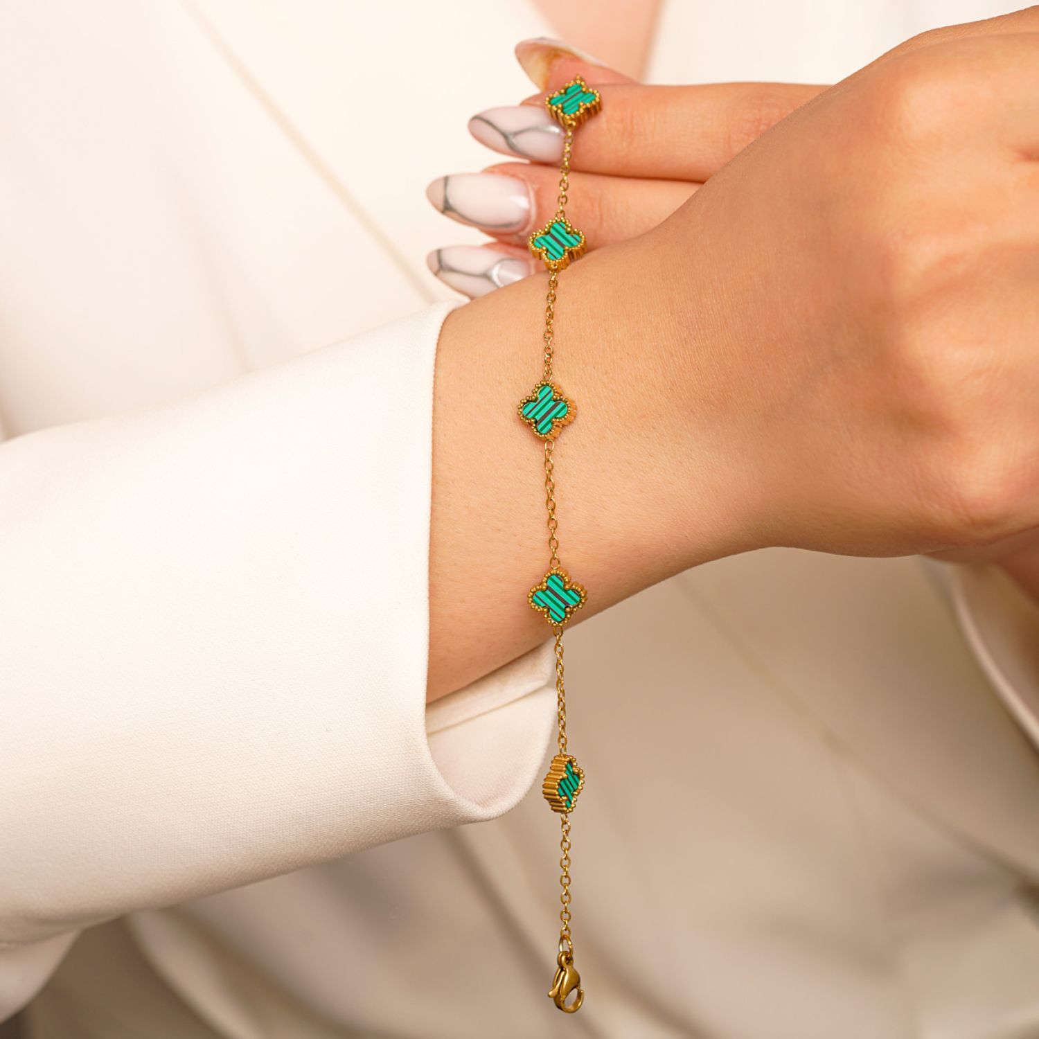 دستبند استیل304 (Van cleef) ون کلیف سبز 9 میل طلایی