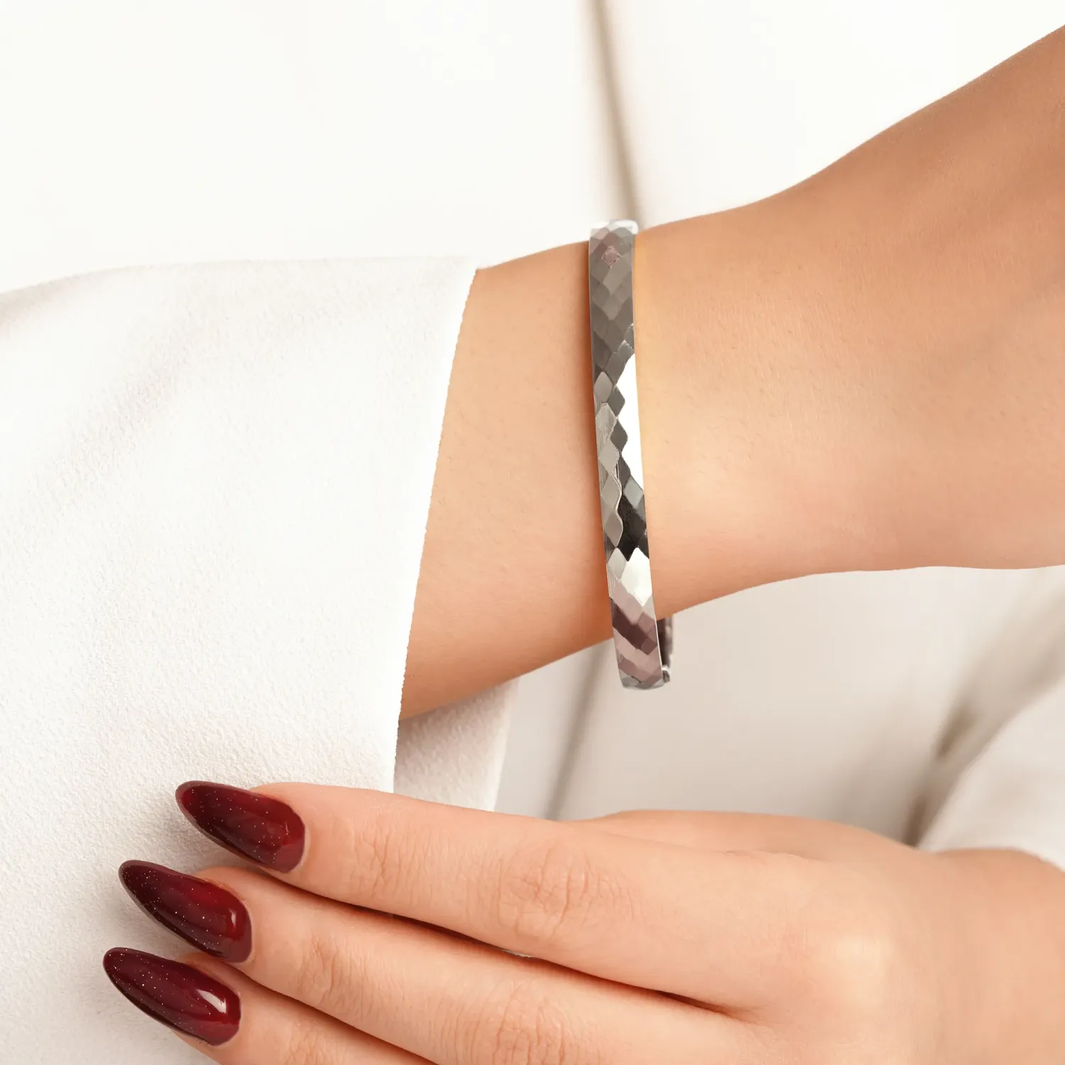 دستبند النگویی استیل ۶میل سفید