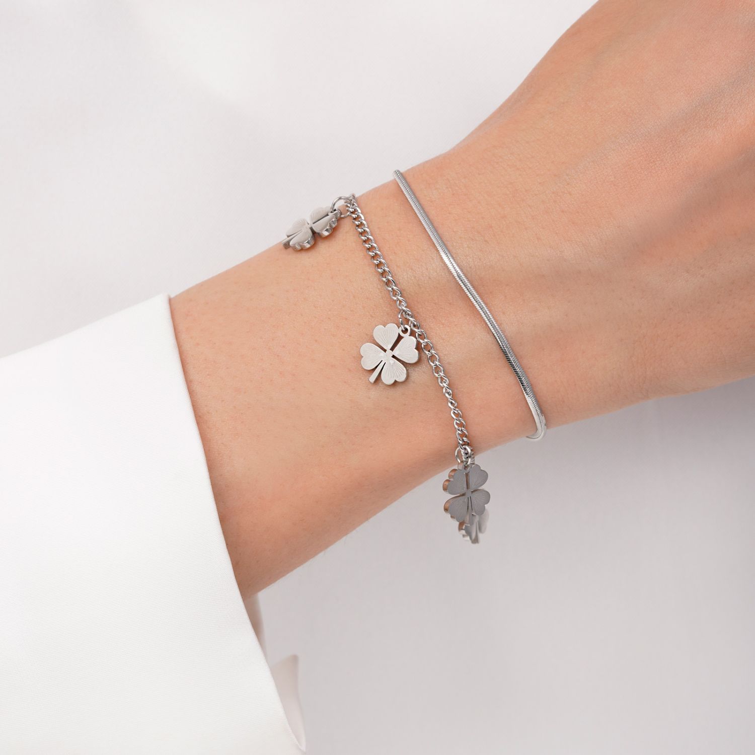 دستبند گل چند لاین 304 استیل نقره ای  