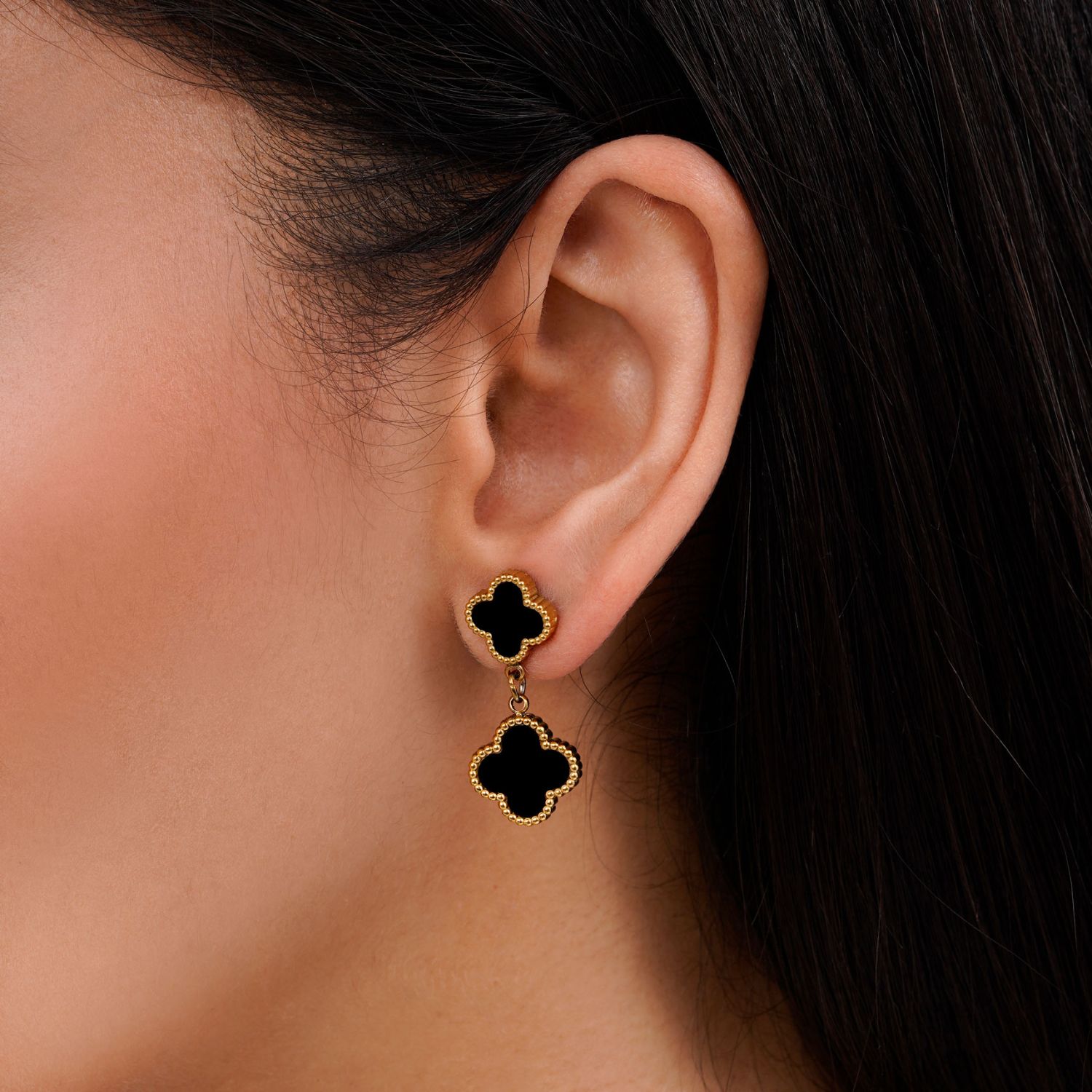 گوشواره ونکلیف مشکی استیل طلایی 13/11 میل