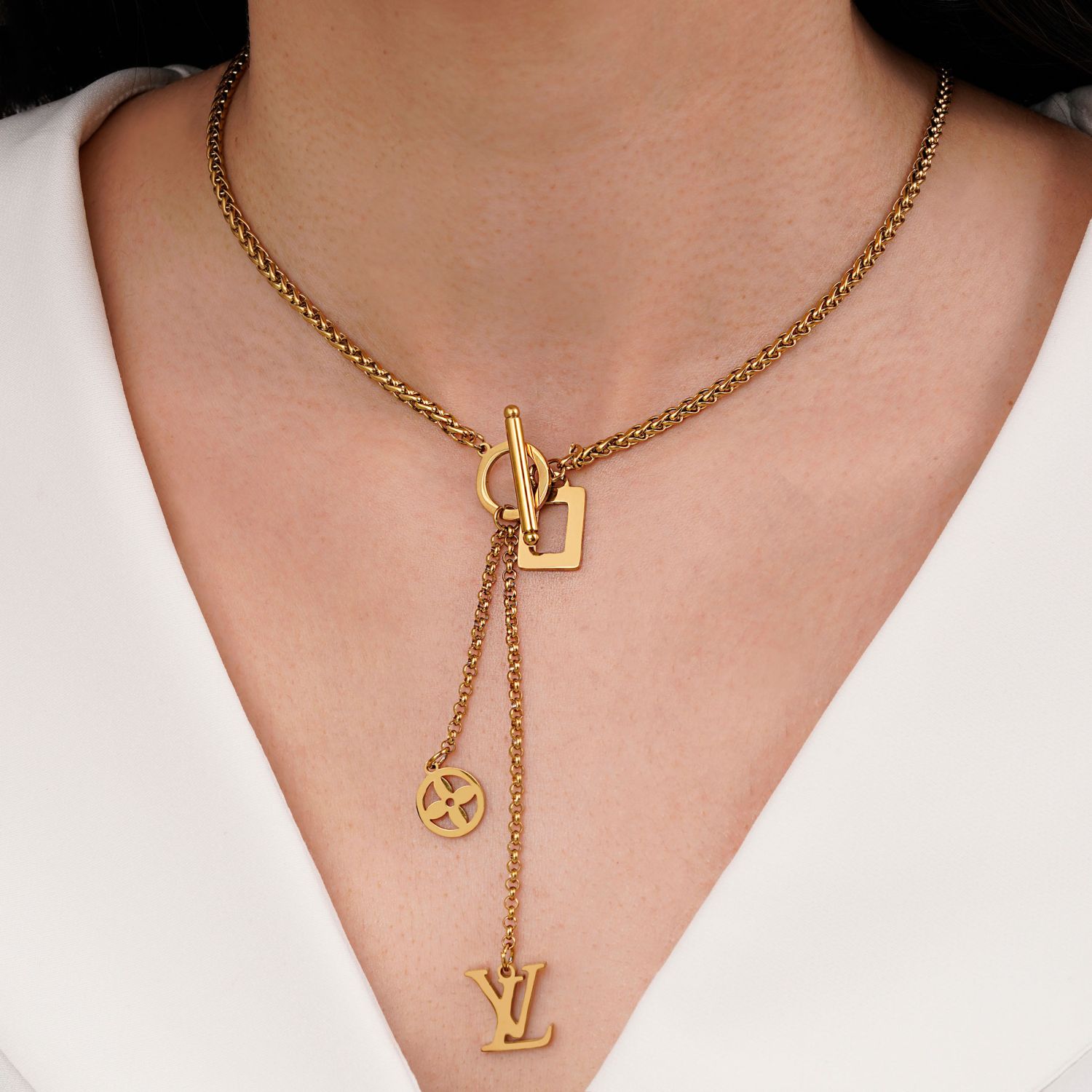 گردنبند لویی ویتون استیل 304 طلایی