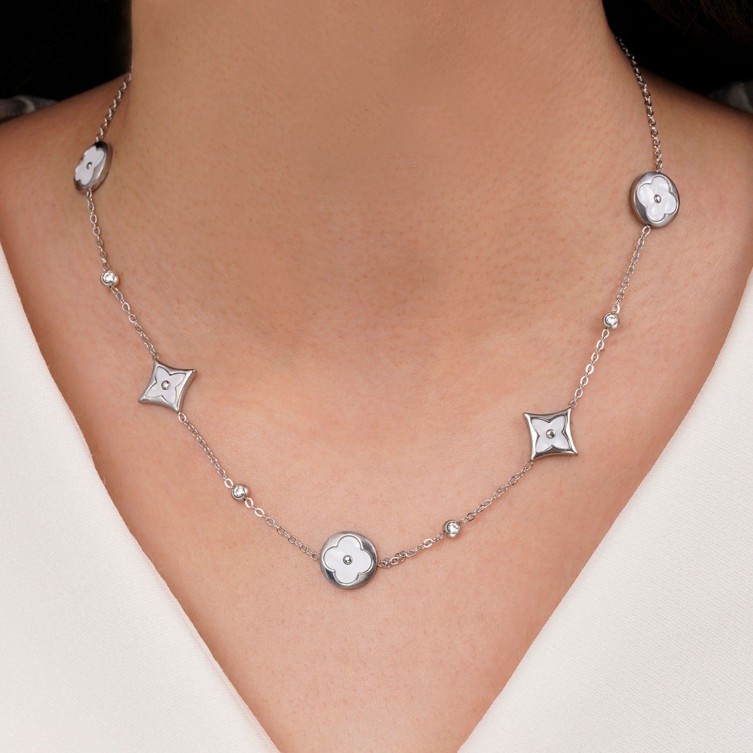 گردنبند ونکلیف سفید استیل 304 نقره ای 12 میل