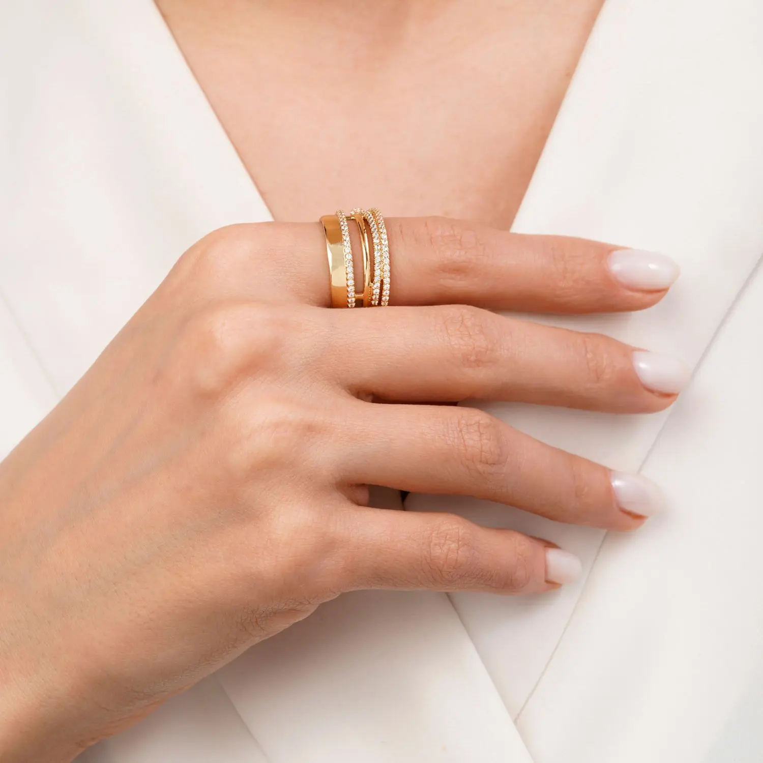 انگشتر نگین دار طلایی شوپینگ سایز 6