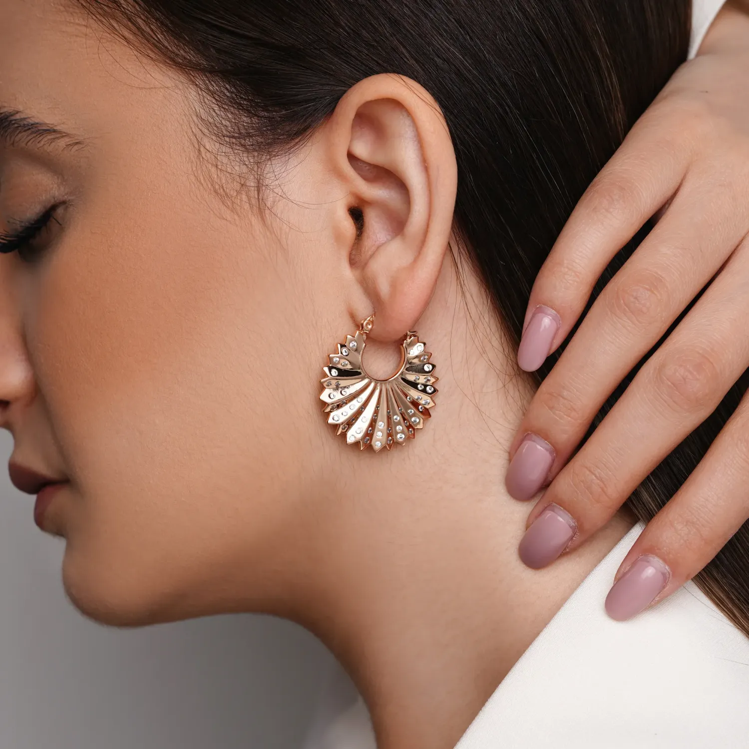 گوشواره شوپینگ حلقه ای طلایی