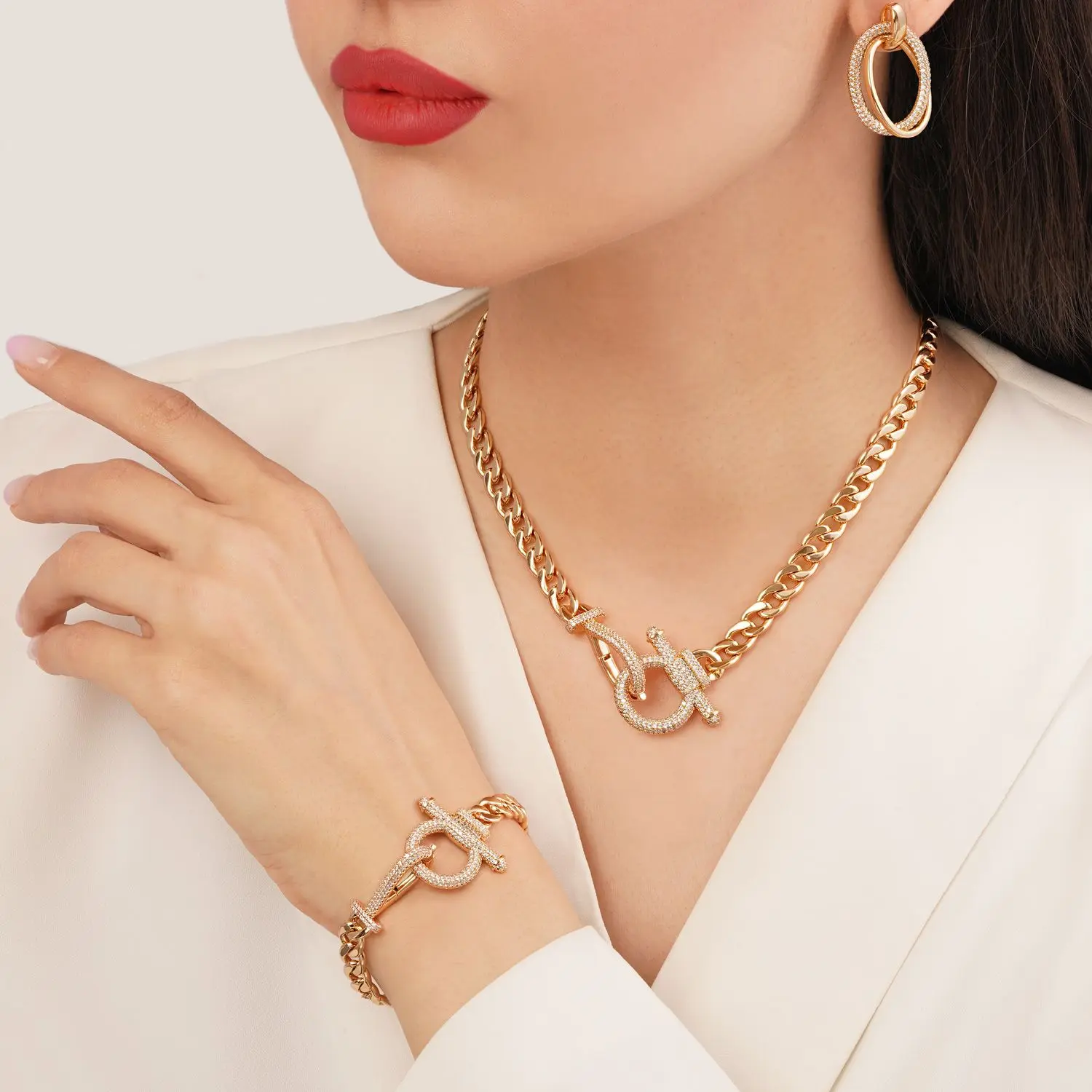 سرویس شوپینگ نگین دار طلایی