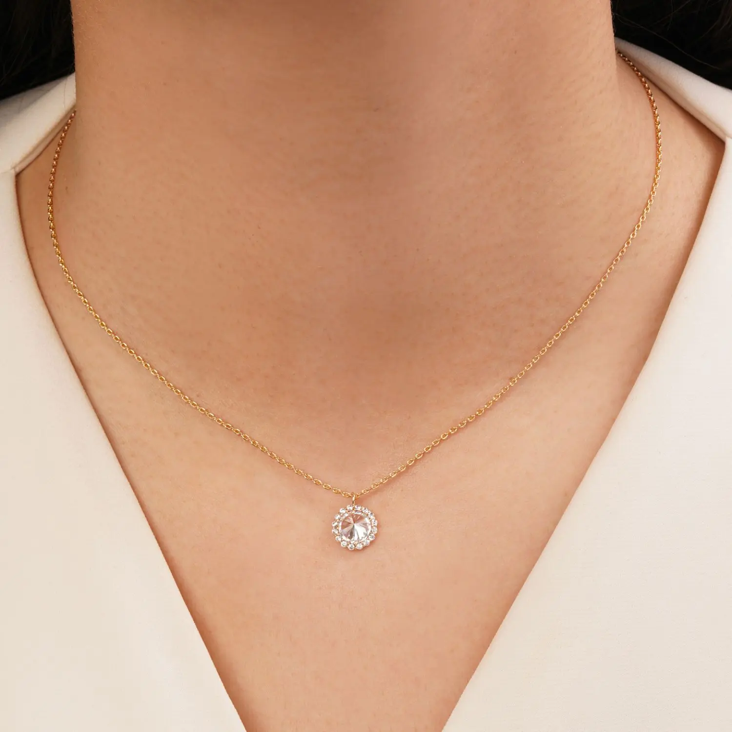 گردنبند نگین دار طلایی شوپینگ 