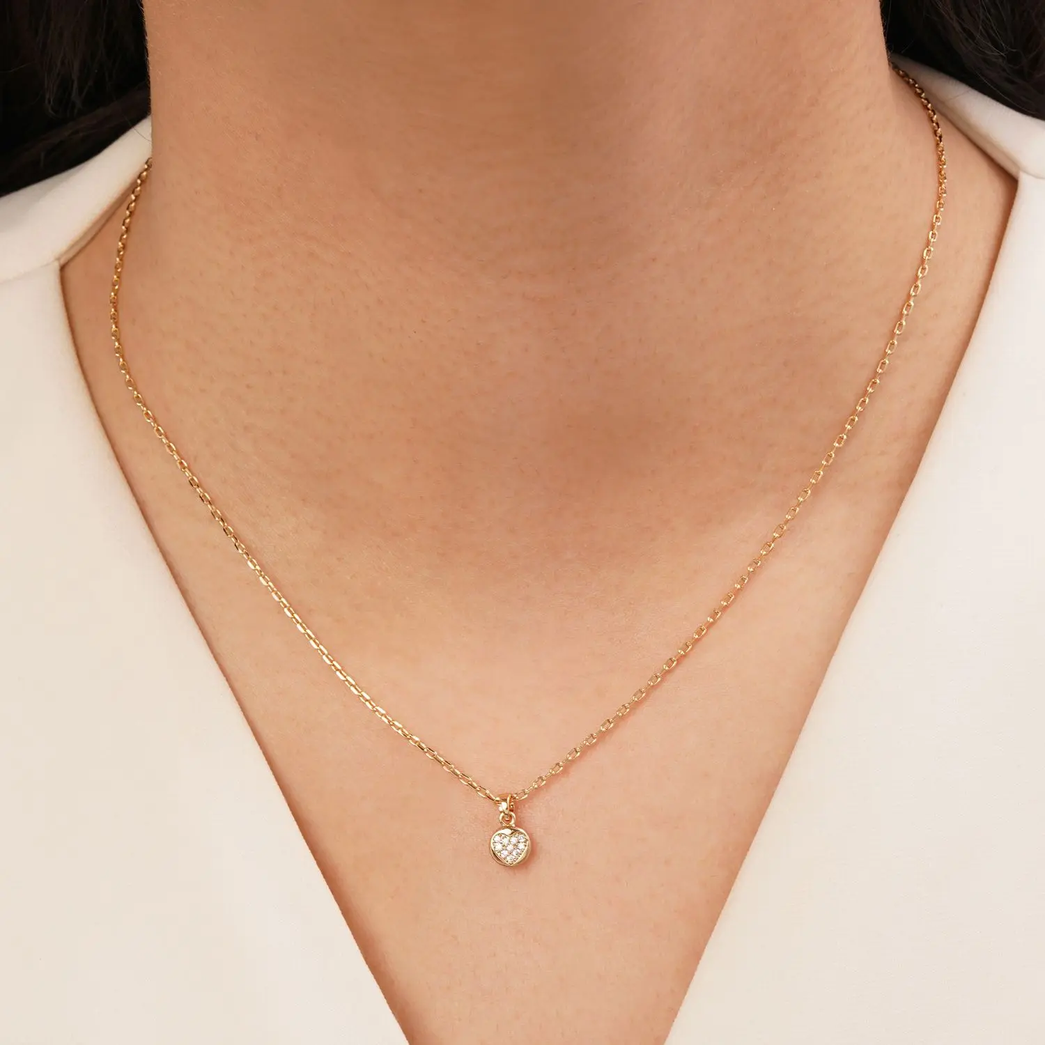 گردنبند قلب ریز  نگین دار طلایی شوپینگ 