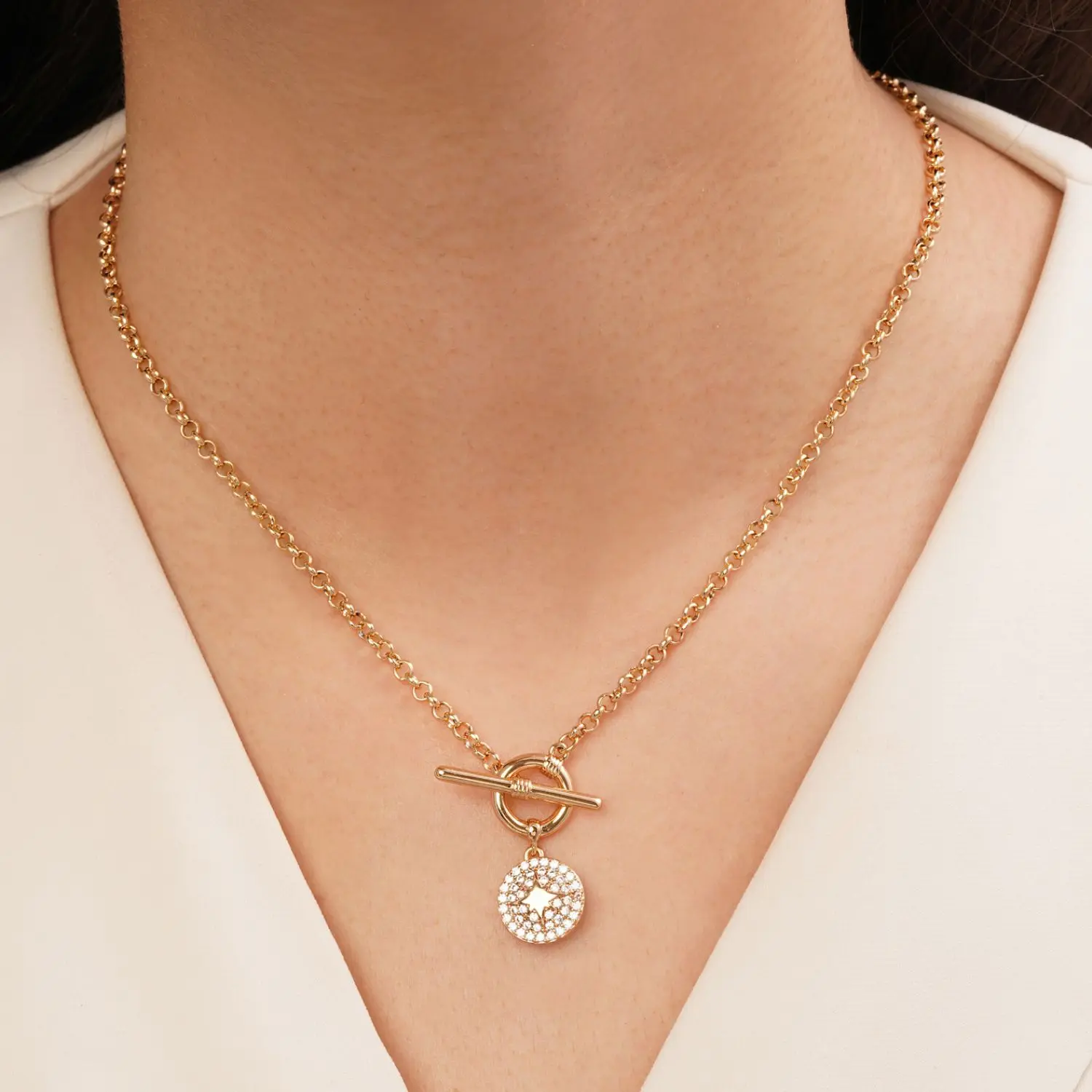 گردنبند نگین دار طلایی شوپینگ 