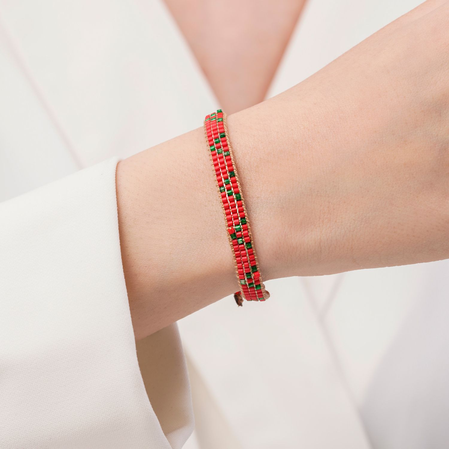 دستبند میوکی یلدایی