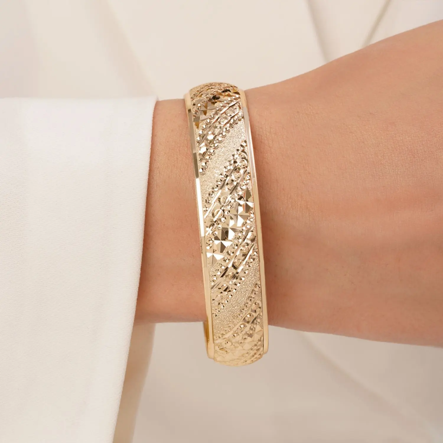 النگو 1.5 سانت زنانه سایز 2 ضمانتی طلایی 