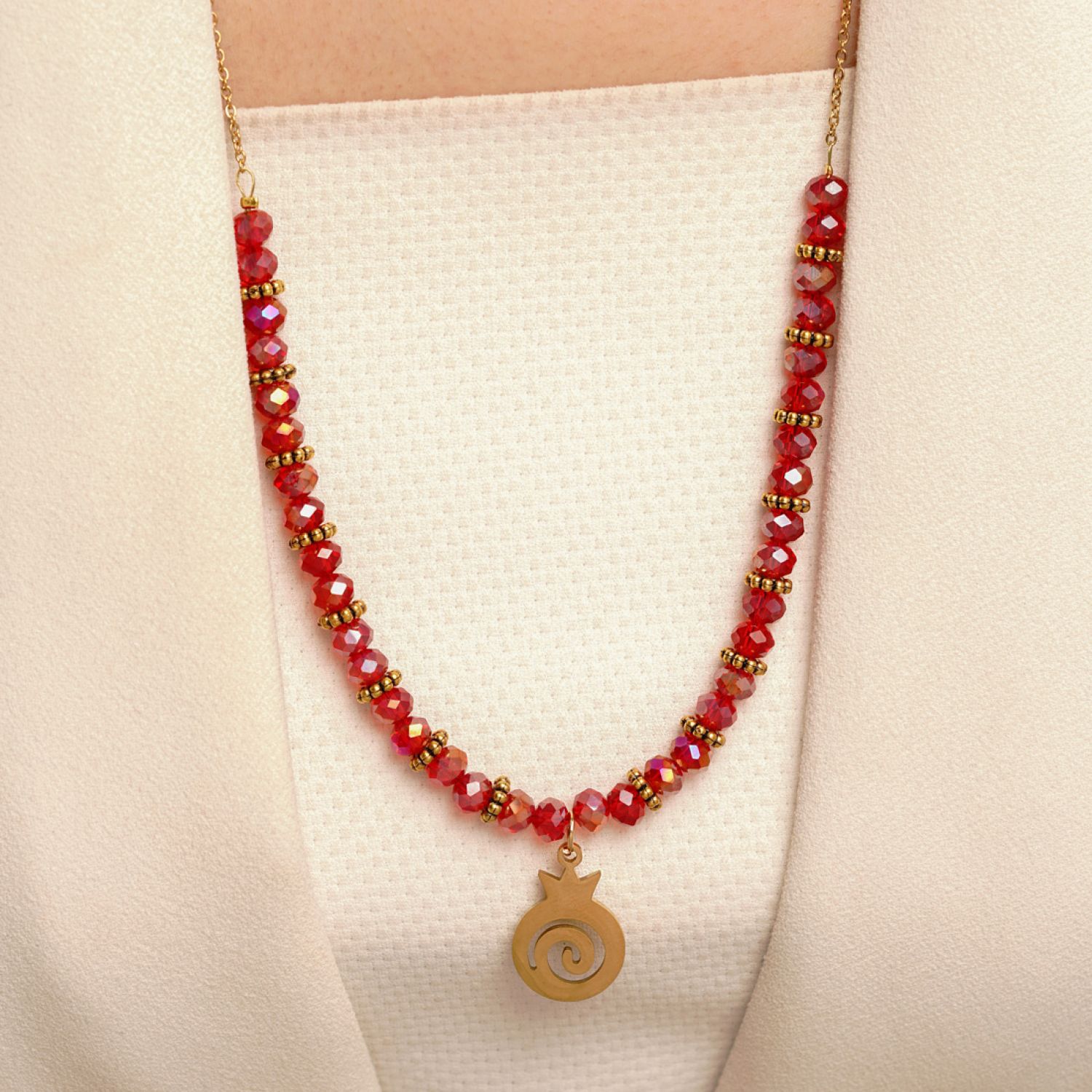 گردنبند یلدایی مهره ای استیل پلاک دار