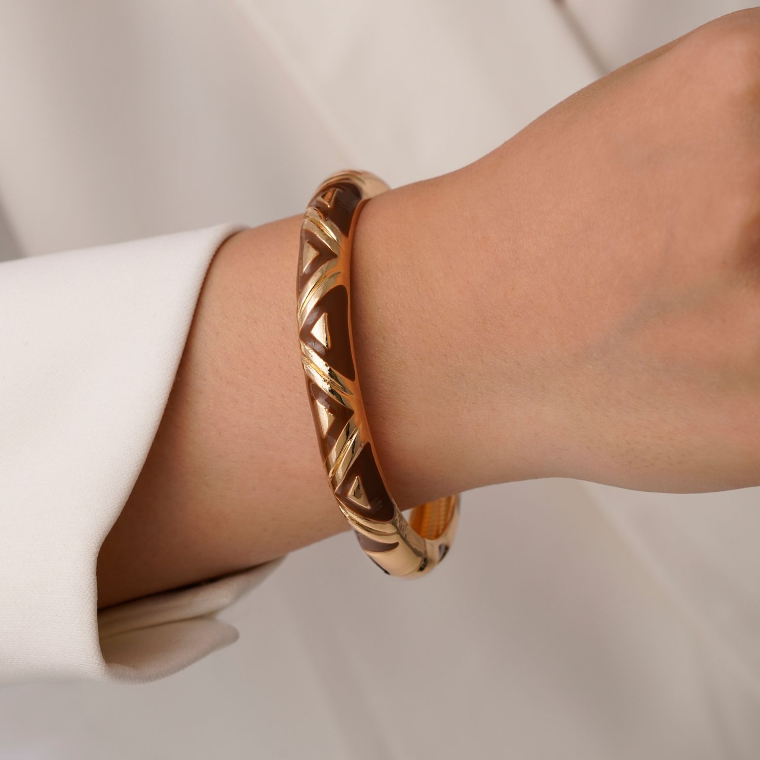 دستبند النگویی YSXمینا کاری سایز سه 7.8 میل طلایی