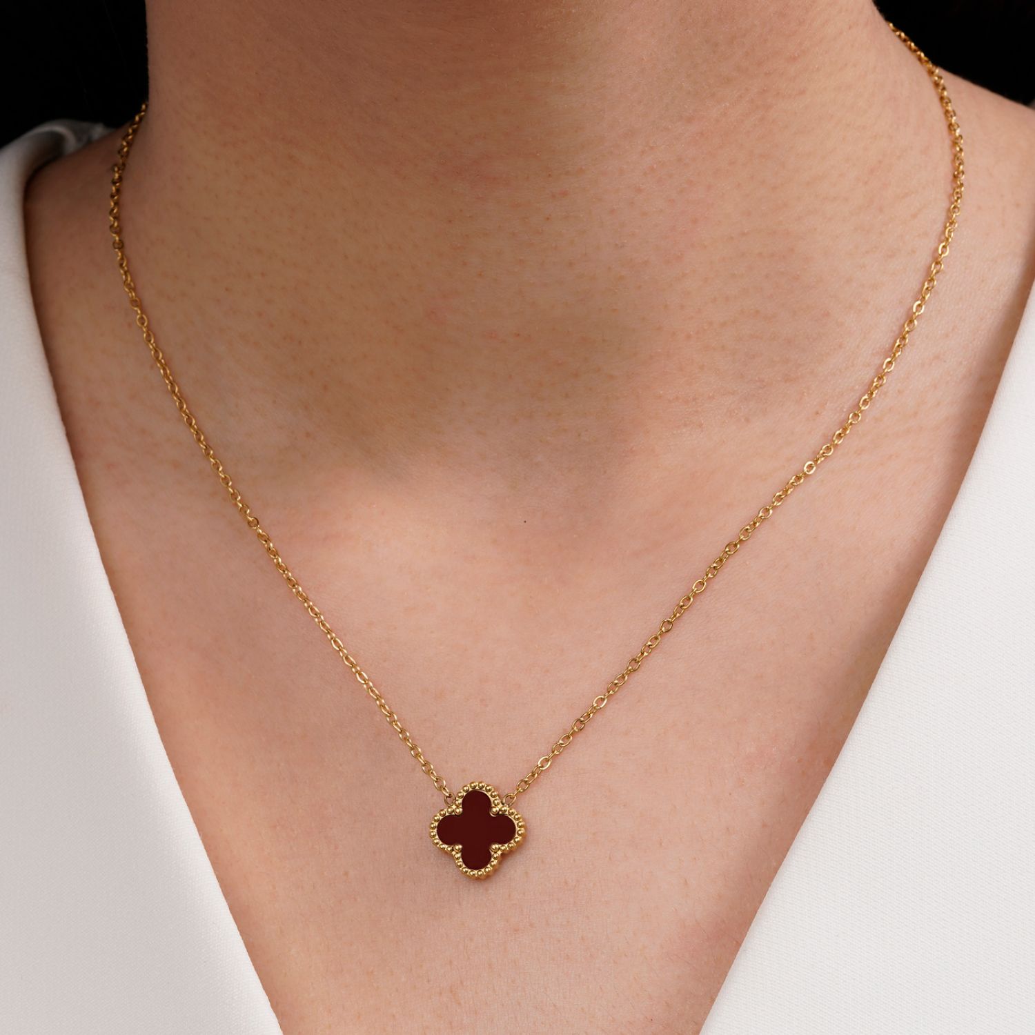 گردنبند استیل304 ونکلیف زرشکی 13میل طلایی