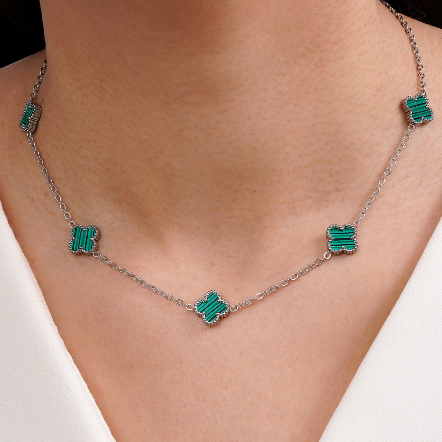 گردنبند استیل304 ونکلیف سبز 11میل سفید