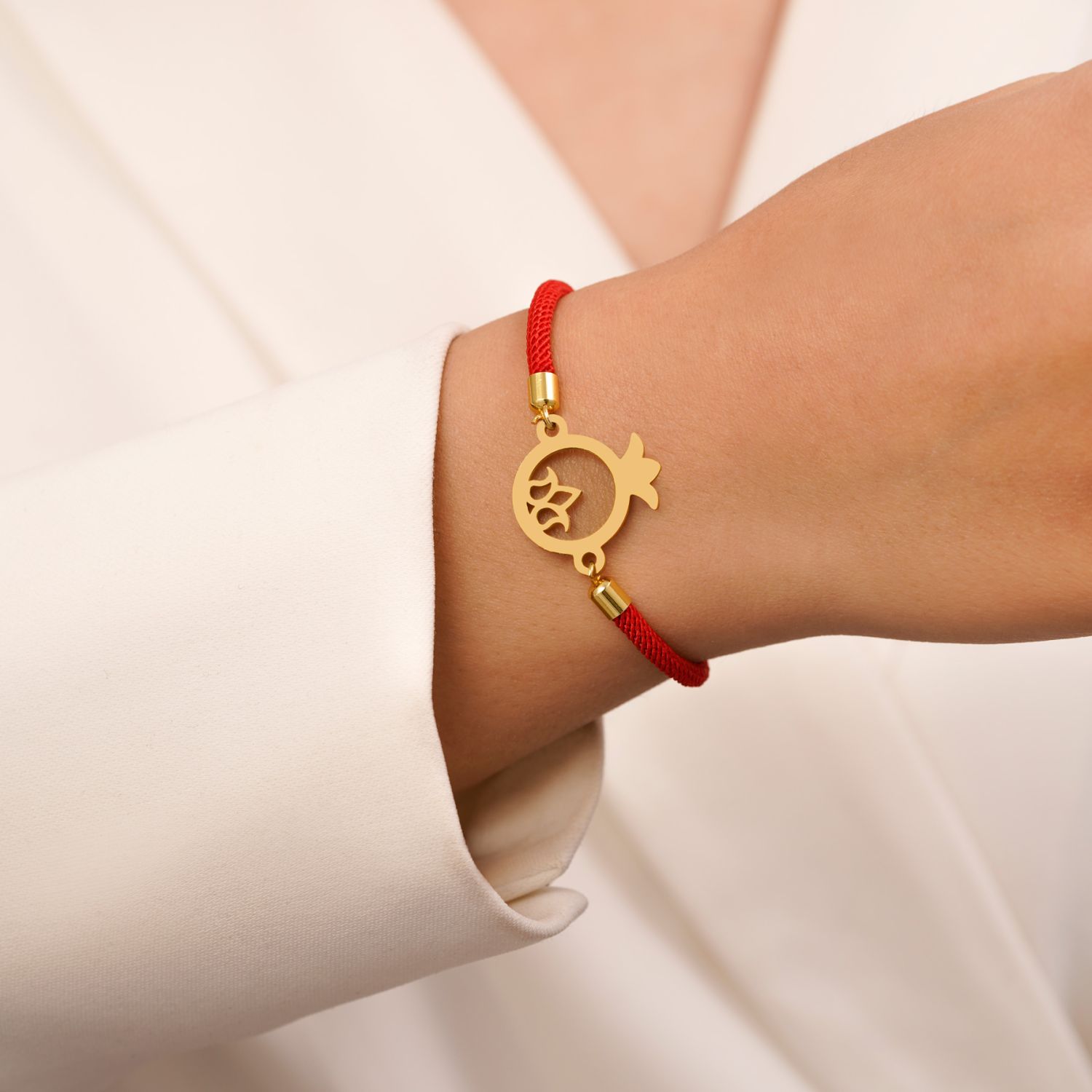 دستبند کریستالی انار پلاک استیل