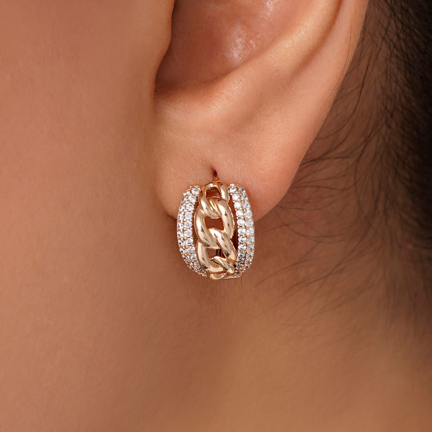 گوشواره شوپینگ حلقه ای نگین دار طلایی