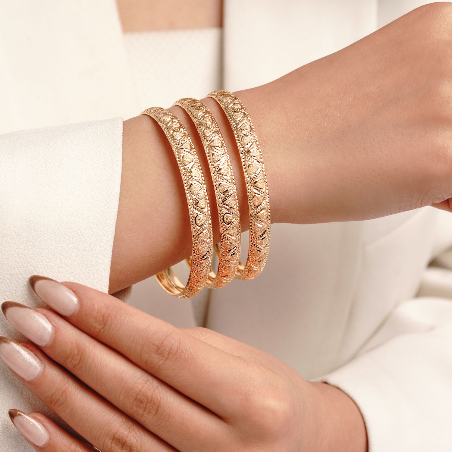 النگو 8 میل زنانه سایز 4 طلایی ضمانتی (بسته3عددی)