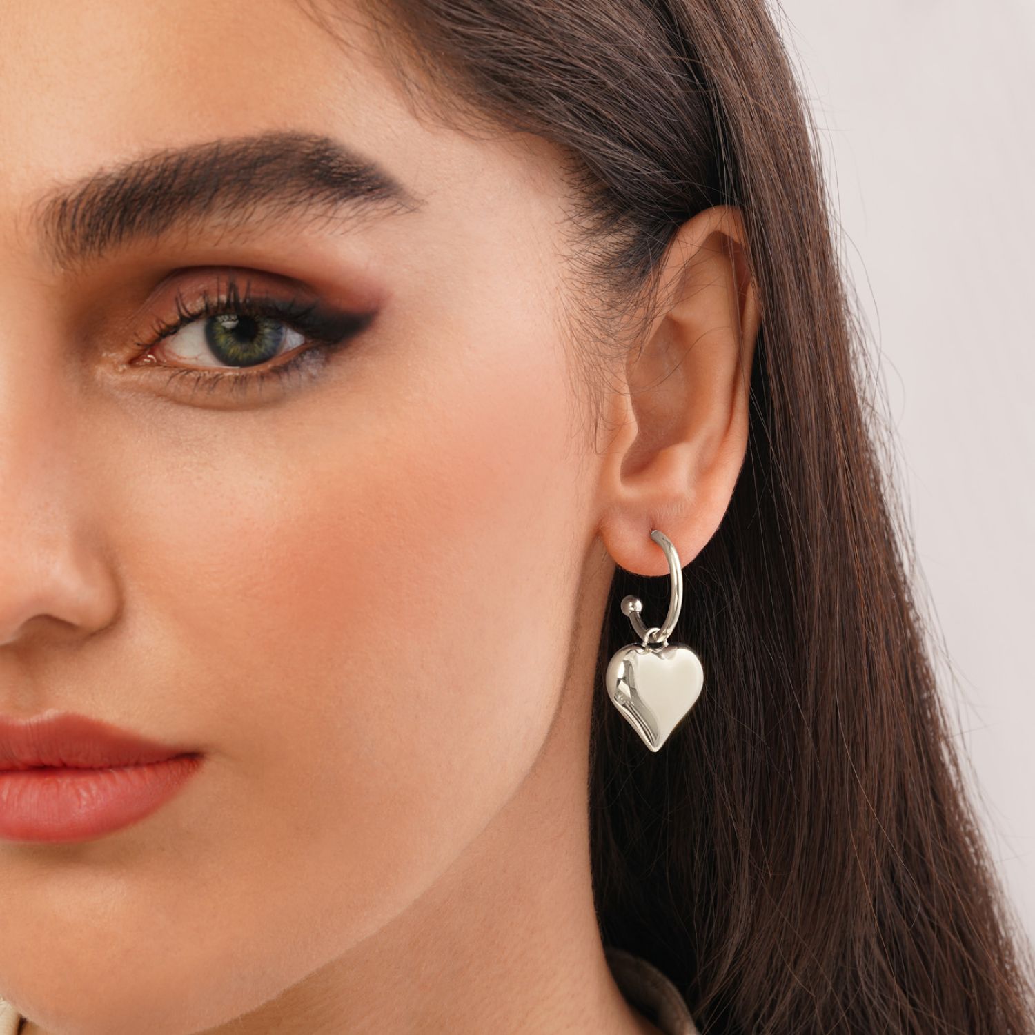 گوشواره استیل 316 میخی آویزدار سفید