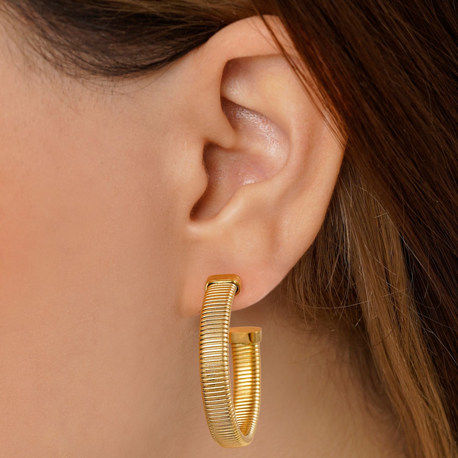 گوشواره استیل 316 میخی طلایی