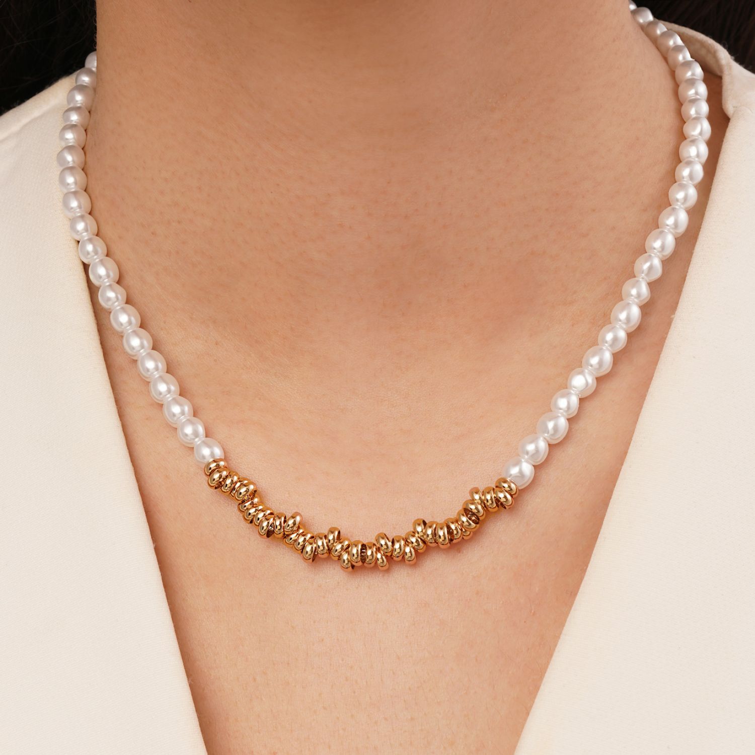 گردنبند شوپینگ مرواریدی طلایی